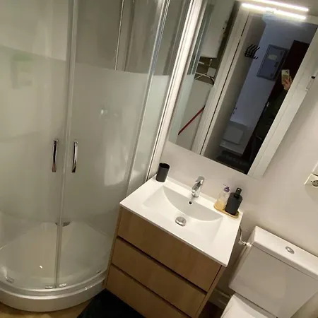 Daire Avec Balcon, Parking Gratuit, Proche Pistes - Fr-1-602-122 *